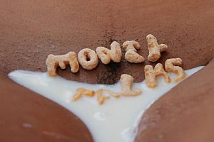 巨胸少妇喷奶水 Porn