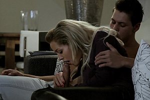 Chinesefoot踩吐奶 Porn